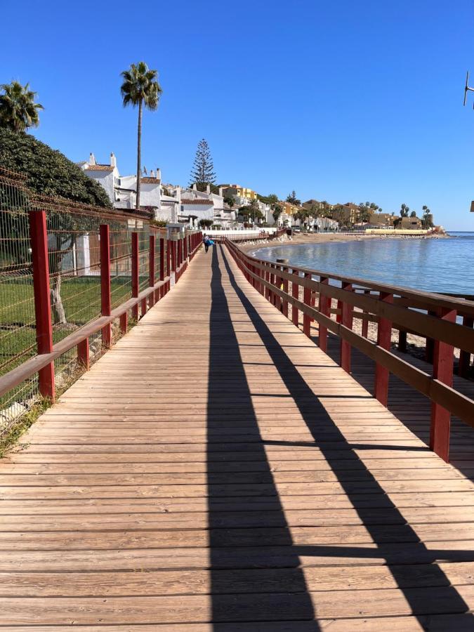 Studio On The Beach Front Malaga Exterior photo